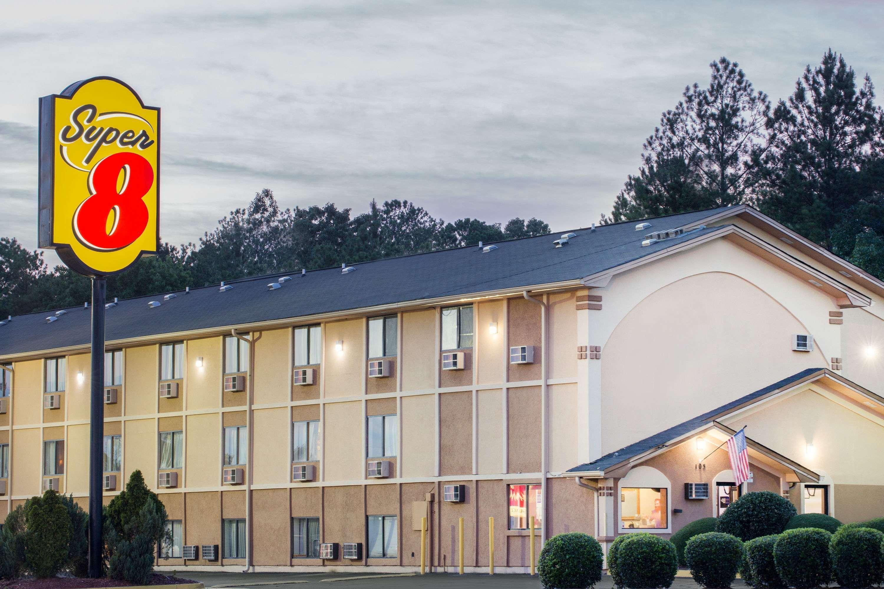 Super 8 by Wyndham Warner Robins Motel Eksteriør billede