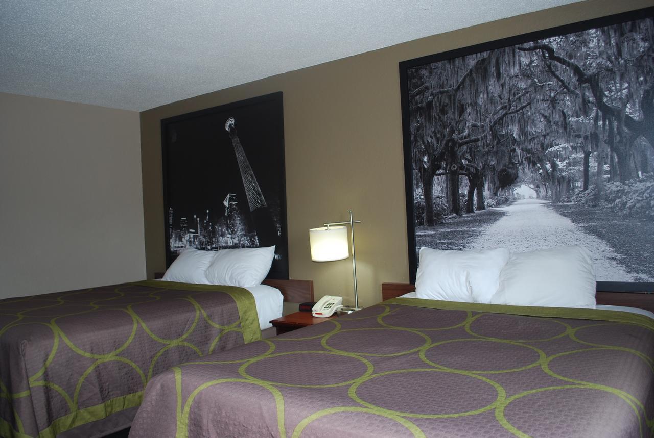 Super 8 by Wyndham Warner Robins Motel Eksteriør billede